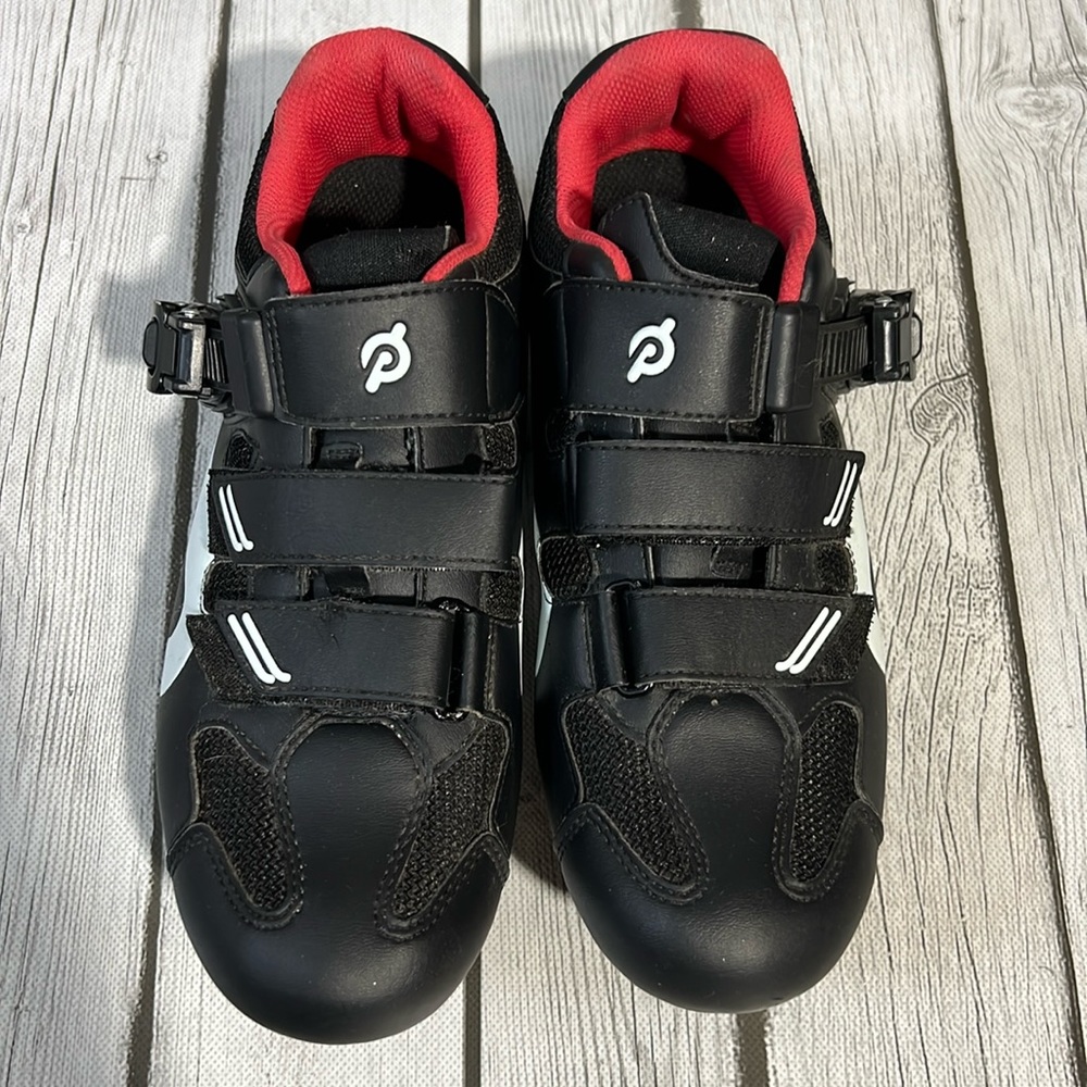 Black Peloton Clip-in Cycling Shoes. Sz 40